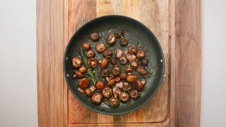 Mushroom Ghee Roast: A Fiery South Indian Twist on Vegetarian Comfort Food